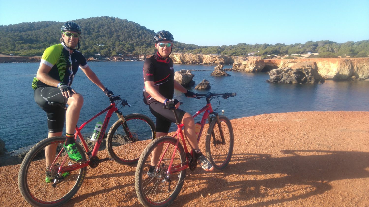 MOUNTAINBIKE TOURS IN IBIZA EN FORMENTERA